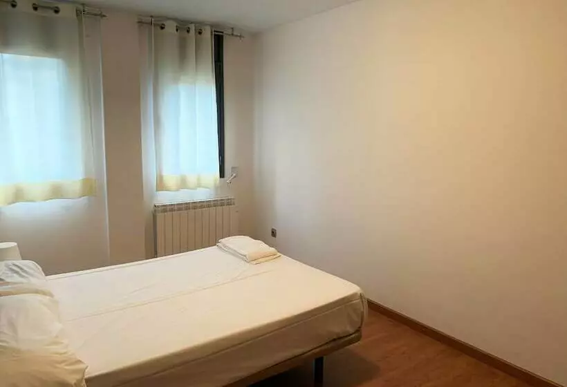 آپارتمان 2 خوابه, Apartamentos Canillo Les Moles 3000