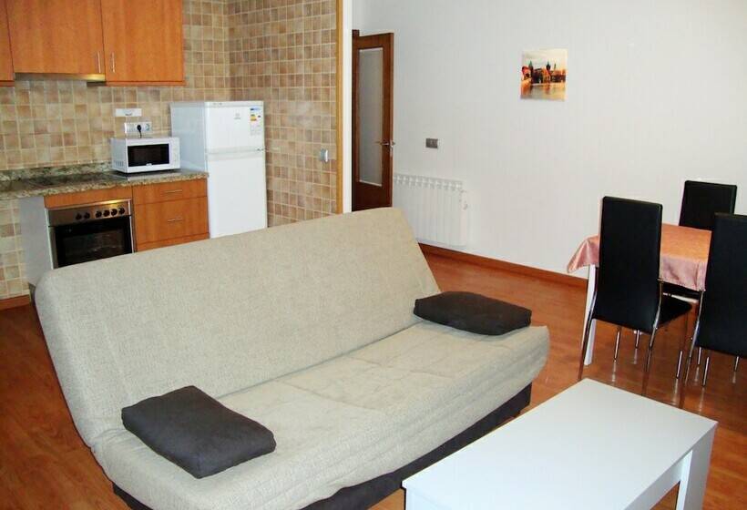 آپارتمان 2 خوابه, Apartamentos Canillo Les Moles 3000