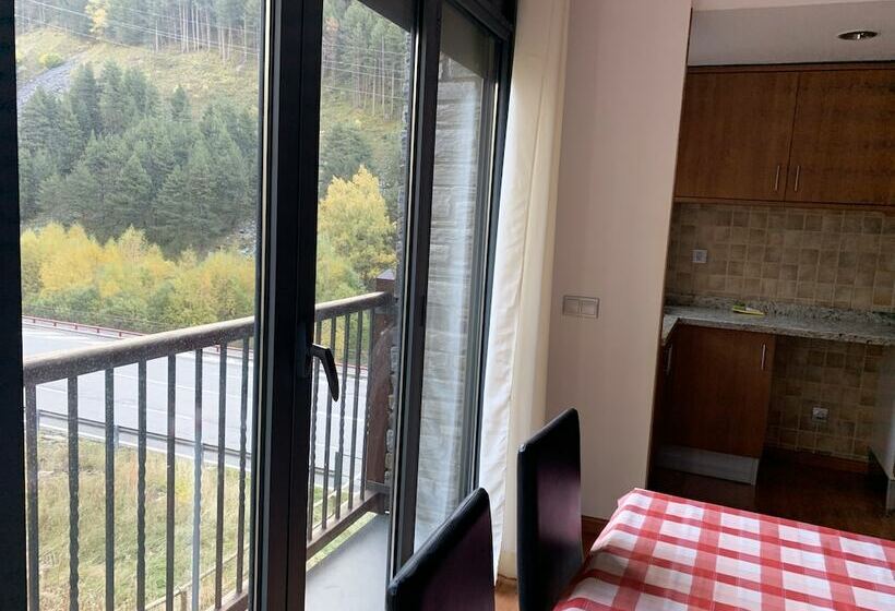 آپارتمان 1 خوابه, Apartamentos Canillo Les Moles 3000