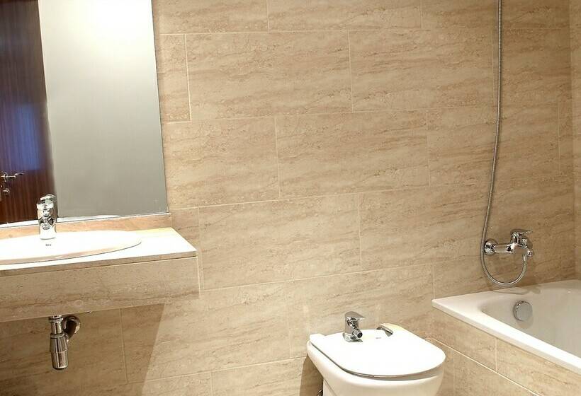 آپارتمان 2 خوابه, Apartamentos Canillo Les Moles 3000