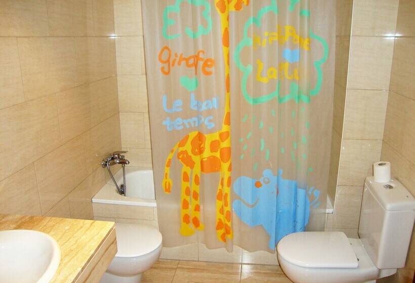 آپارتمان 2 خوابه, Apartamentos Canillo Les Moles 3000