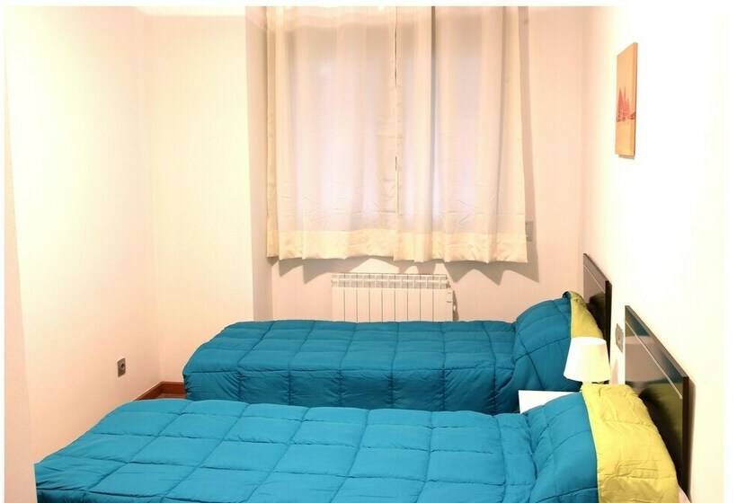 آپارتمان 2 خوابه, Apartamentos Canillo Les Moles 3000