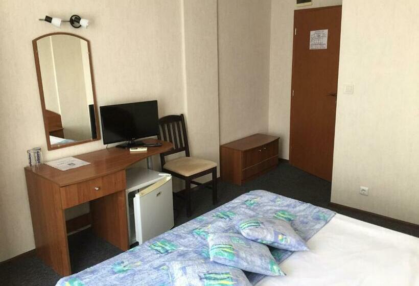 غرفة قياسية, Family Hotel Lazuren Briag