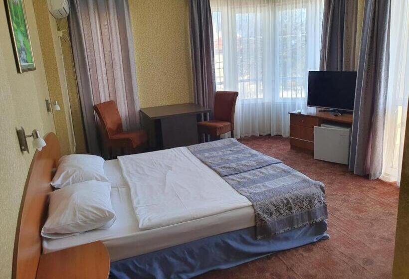 غرفة قياسية مطلّة علي البحر, Family Hotel Lazuren Briag