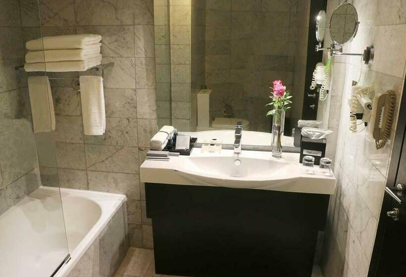 キングサイズベッドのスタンダードルーム, Babylon Rotana