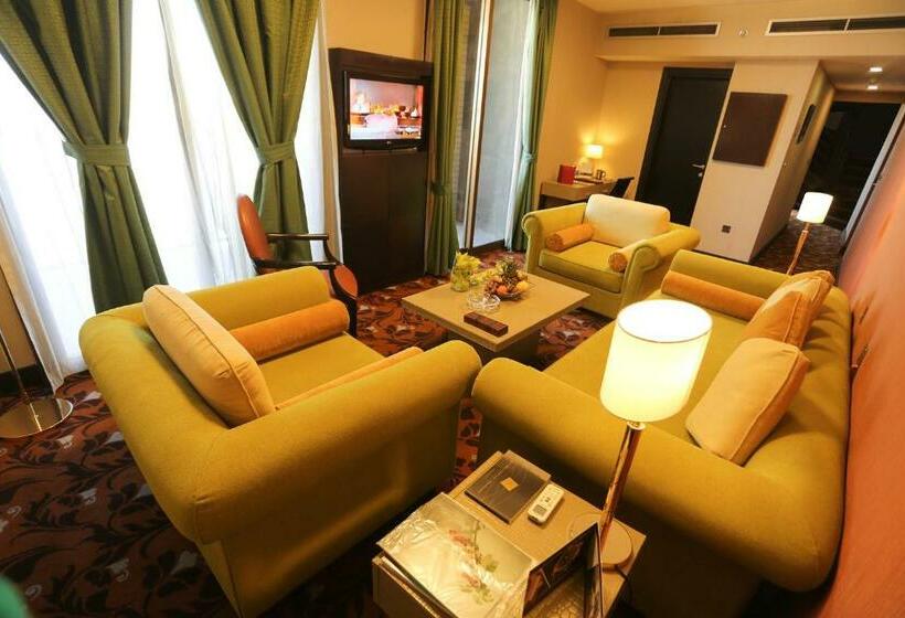 سوییت دوبلکس, Babylon Rotana