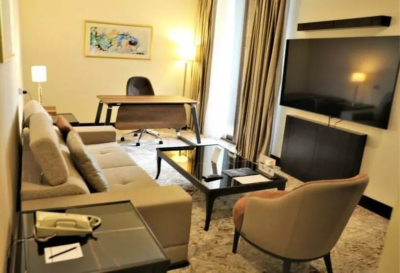 Suite River View