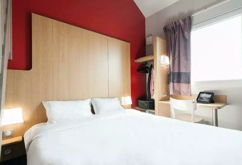 Standard Neljän Hengen Huone, B&b Hotel Bordeaux Lac Sur Bruges