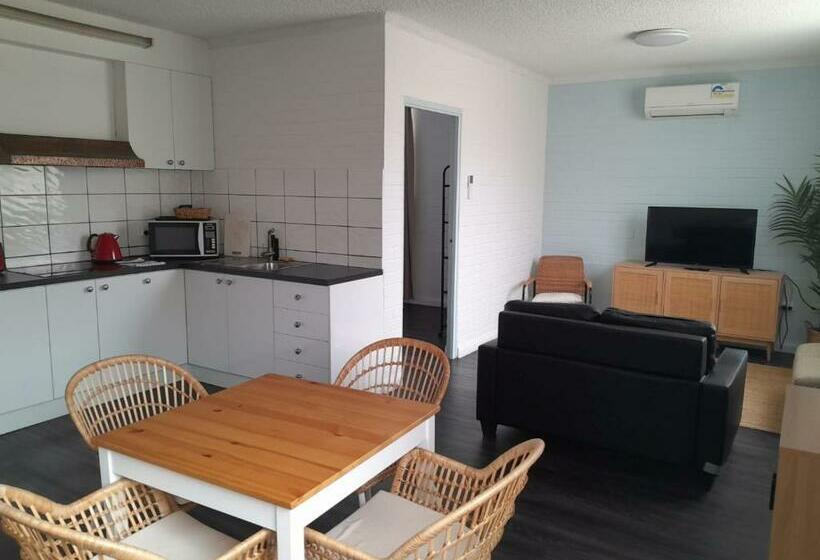 スイート, Little Coogee