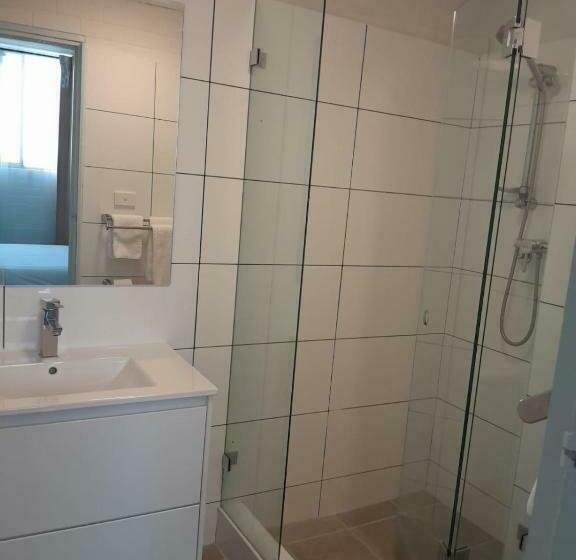 Люкс, Little Coogee