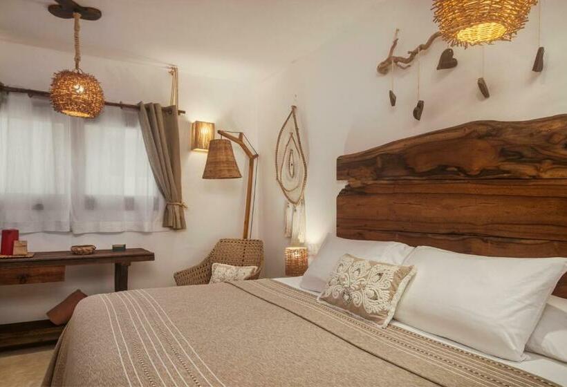 キングサイズベッドのデラックスルーム, El Corazón Boutique Hotel Adults Only With Beach Club S Pass Included