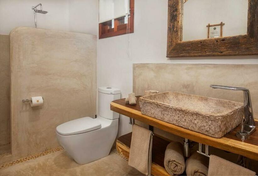 キングサイズベッドのデラックスルーム, El Corazón Boutique Hotel Adults Only With Beach Club S Pass Included