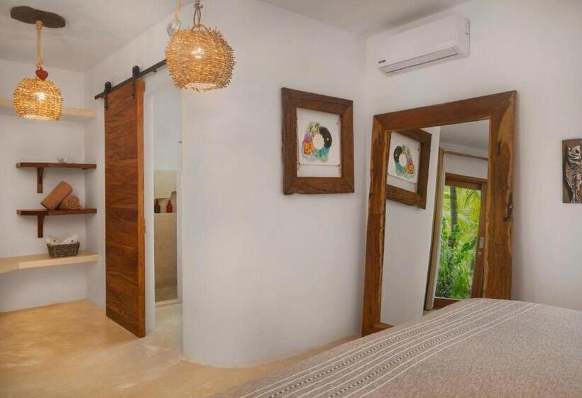 キングサイズベッドのデラックスルーム, El Corazón Boutique Hotel Adults Only With Beach Club S Pass Included