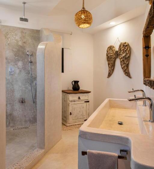 キングサイズベッドのスタンダードルーム, El Corazón Boutique Hotel Adults Only With Beach Club S Pass Included