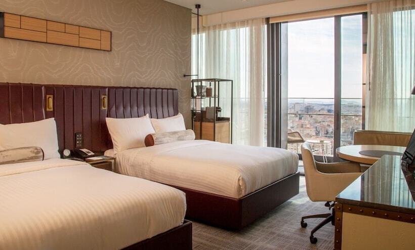 Standard Room 2 Double Beds, Fairmont Quasar Istanbul
