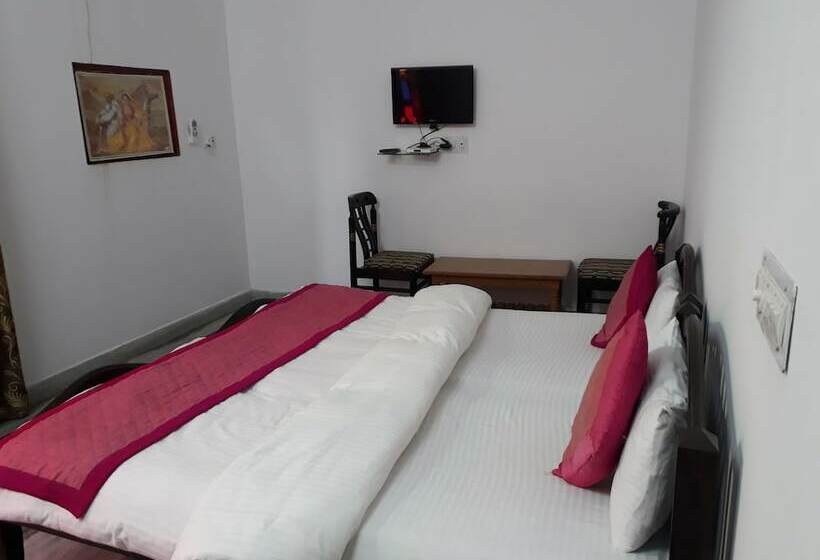 اتاق لوکس, Green Park Resort
