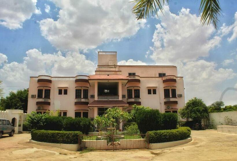 اتاق لوکس, Green Park Resort