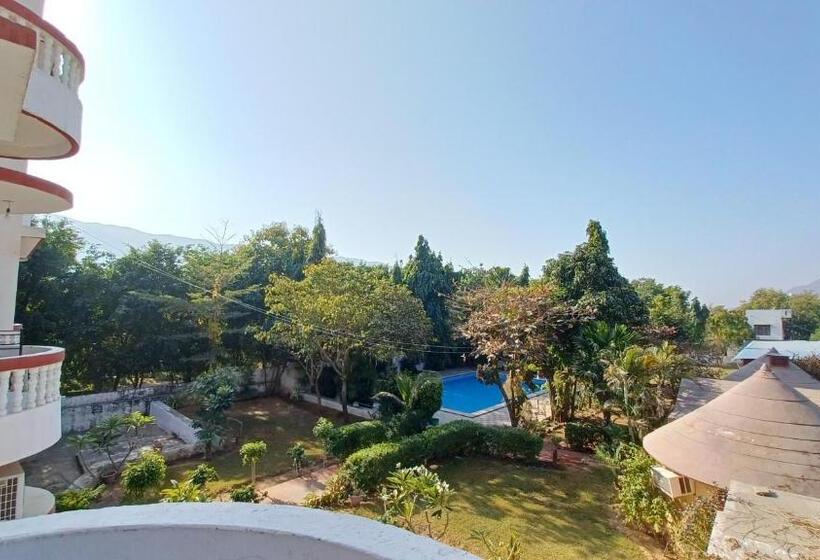 اتاق لوکس, Green Park Resort