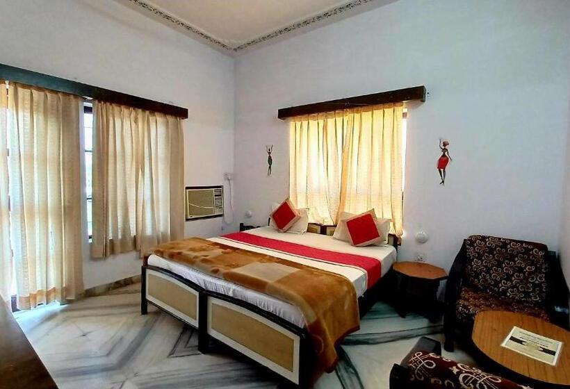 اتاق لوکس, Green Park Resort