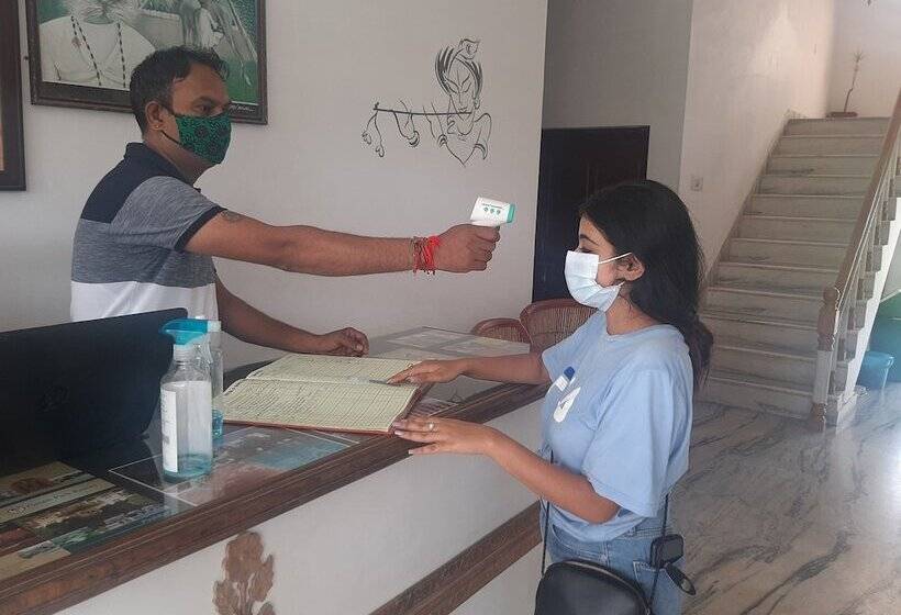 اتاق لوکس, Green Park Resort