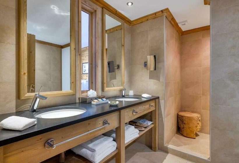 Люкс Премиум, Hôtel L Hélios