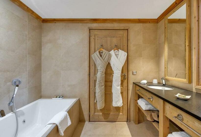 メゾネットスイート, Hôtel L Hélios