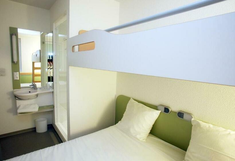 חדר סטנדרט לשלושה, Ibis Budget Nantes Reze Aeroport