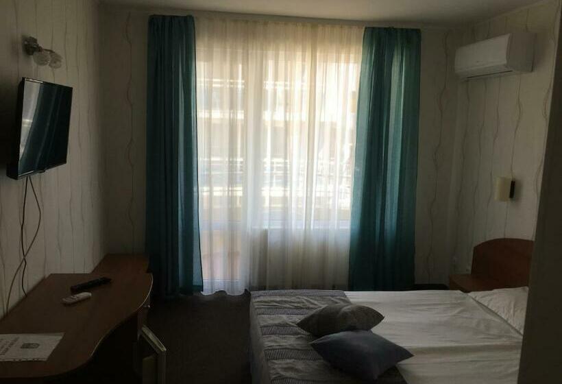 غرفة قياسية, Family Hotel Lazuren Briag