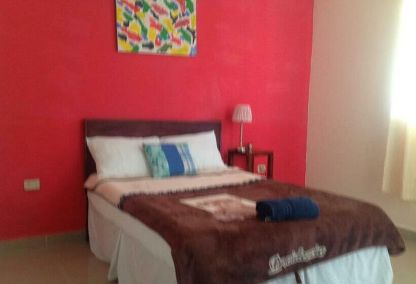 חדר סטנדרט עם מרפסת, Mansion Giahn Bed & Breakfast