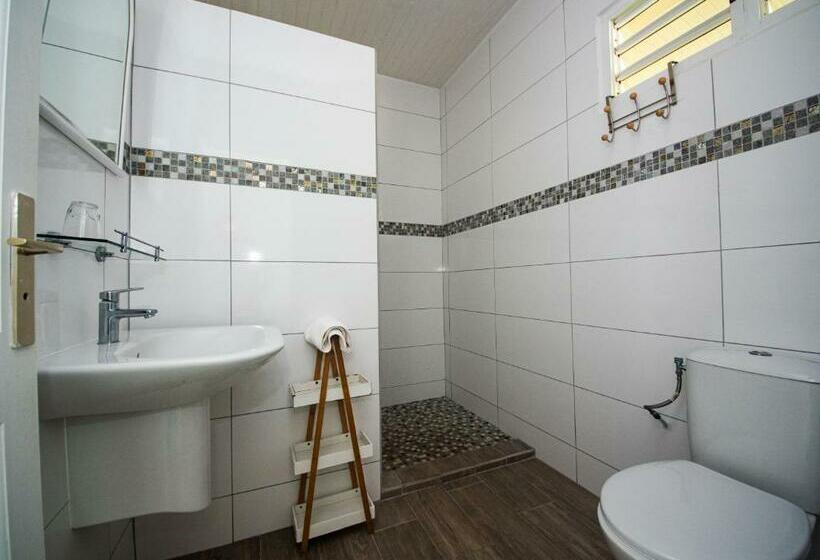 استودیوی استاندارد با چشم‌انداز دریا, Résidence Madicréoles