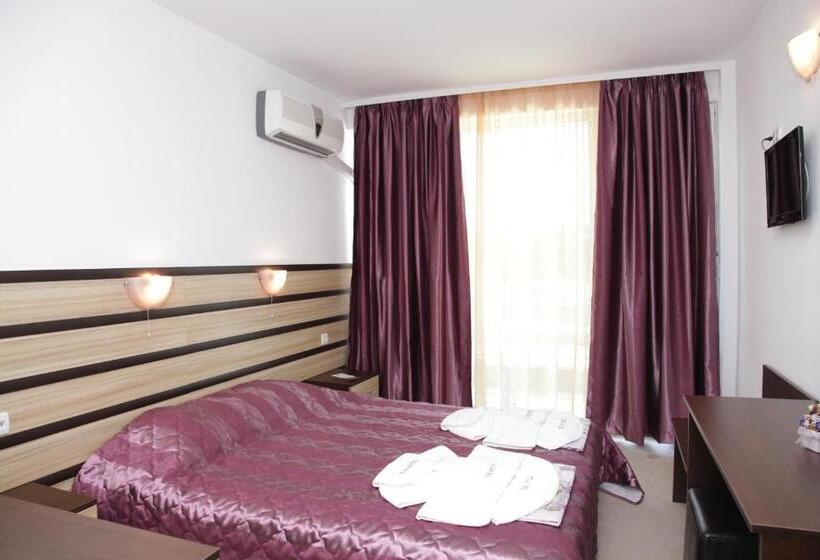 اتاق استاندارد یک نفره, Zaara