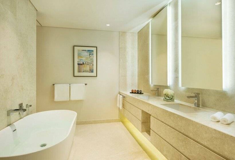 Номер Deluxe, La Ville Hotel & Suites City Walk Dubai, Autograph Collection