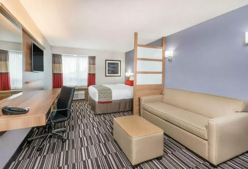 スイート, Microtel Inn & Suites By Wyndham Sudbury