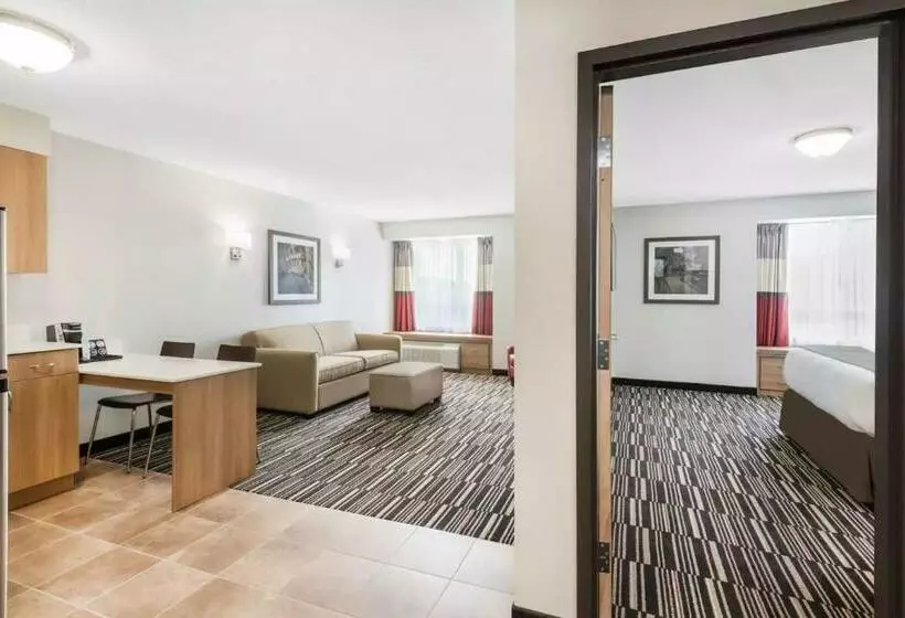 デラックススイート, Microtel Inn & Suites By Wyndham Sudbury
