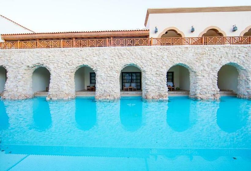 اتاق لوکس, Ghazala Gardens