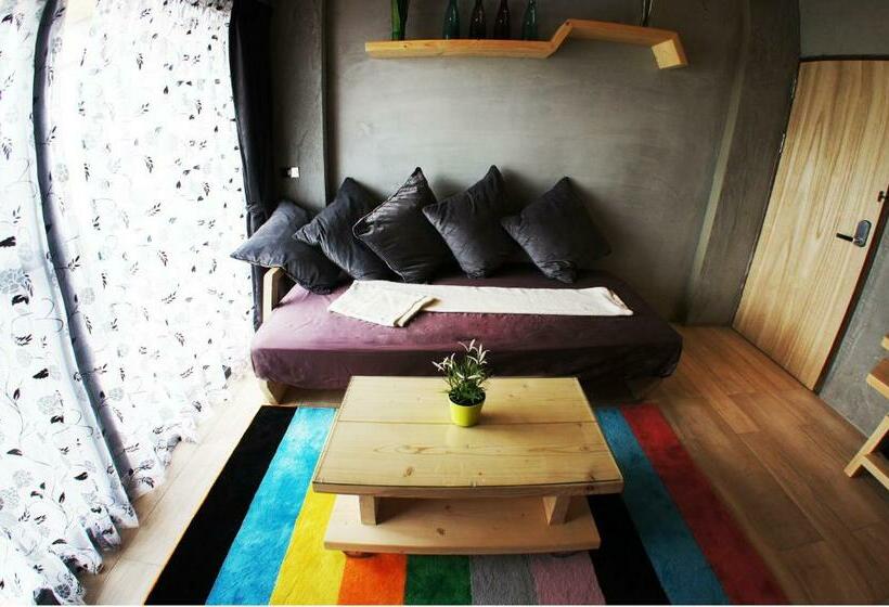 اتاق استاندارد با چشمانداز کوهستان, 墾丁船帆石原宿 L 國旅卡特約 L 可包棟民宿