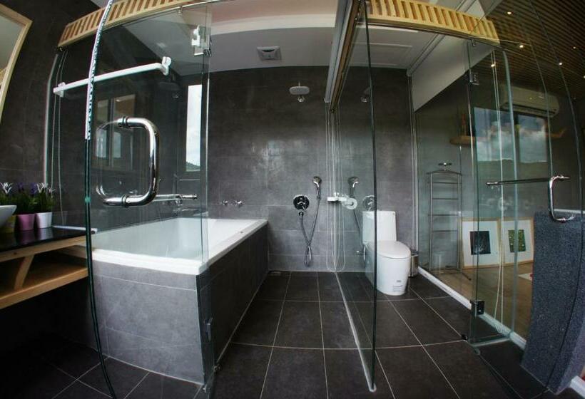 اتاق استاندارد با چشمانداز کوهستان, 墾丁船帆石原宿 L 國旅卡特約 L 可包棟民宿