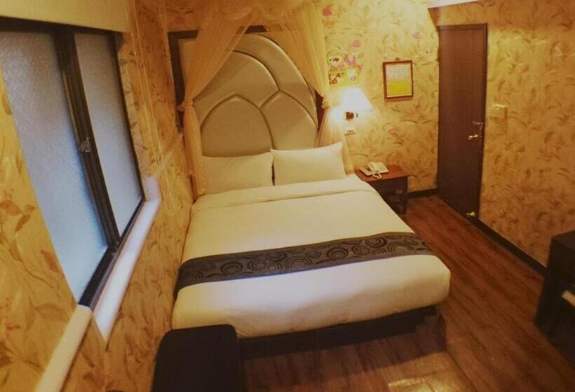 اتاق استاندارد با وان آب گرم, Fu Chia