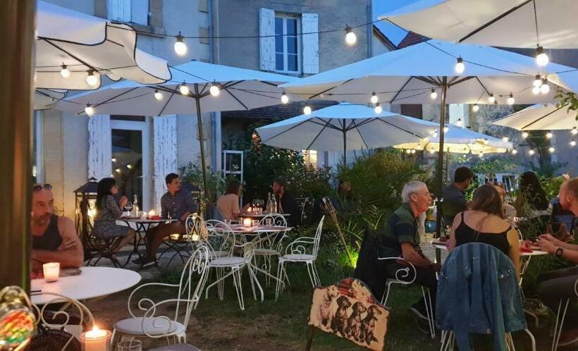 اتاق استاندارد با چشم‌انداز باغ, La Villa Du 15   Chambres Indépendantes & Autonomes Du Restaurant La Maison   Clim Et Piscine Chauff