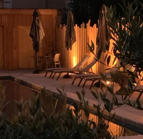 اتاق عادی, La Villa Du 15   Chambres Indépendantes & Autonomes Du Restaurant La Maison   Clim Et Piscine Chauff