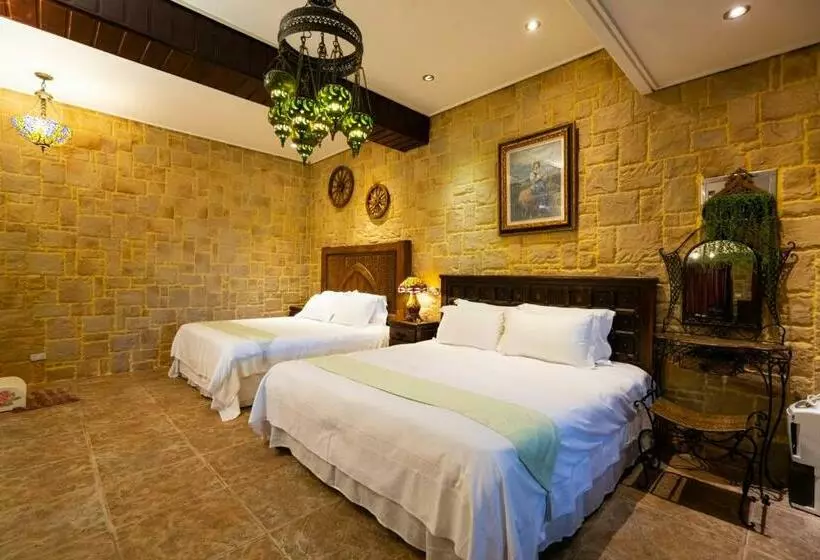 اتاق لوکس, Xin Yuan My Dream Castle