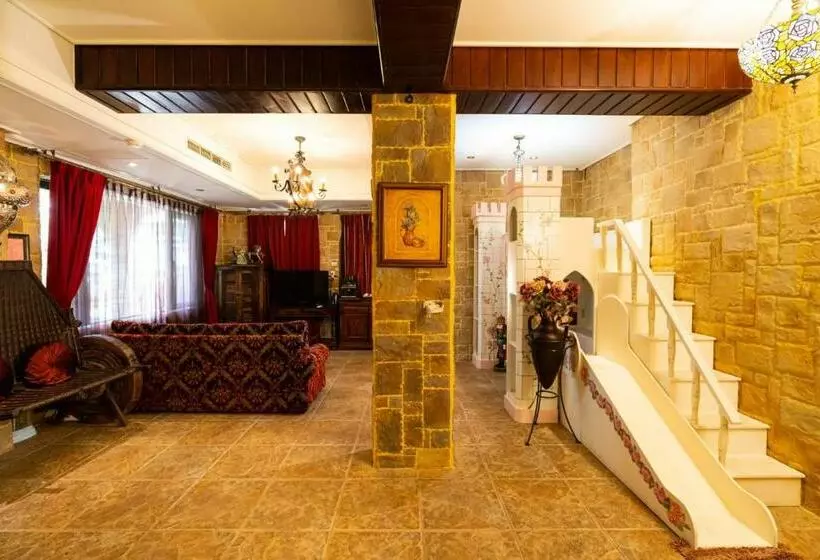 اتاق لوکس, Xin Yuan My Dream Castle