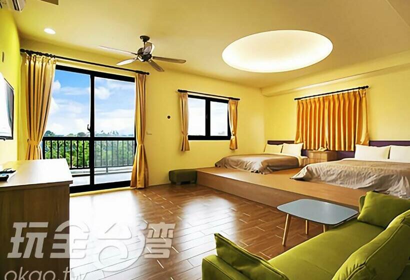 اتاق استاندارد چهار تخته, Coco Motel Boutique