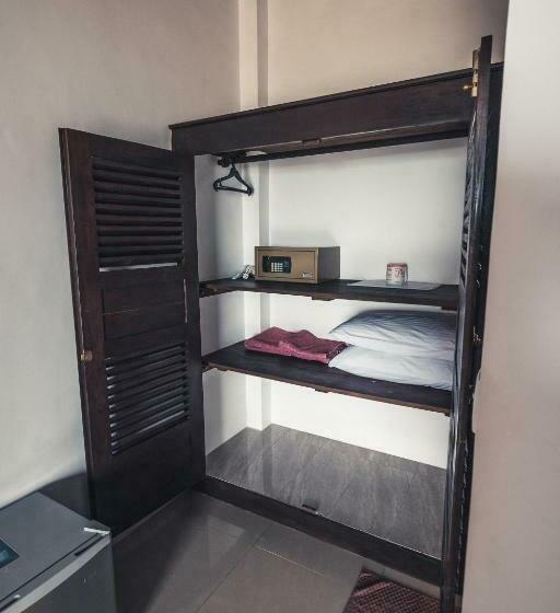 オーシャンビューデラックスルームバルコニー付き, Ananthaya Beach