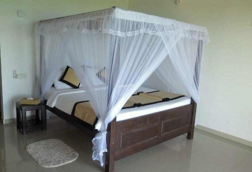 オーシャンビューデラックスルームバルコニー付き, Ananthaya Beach