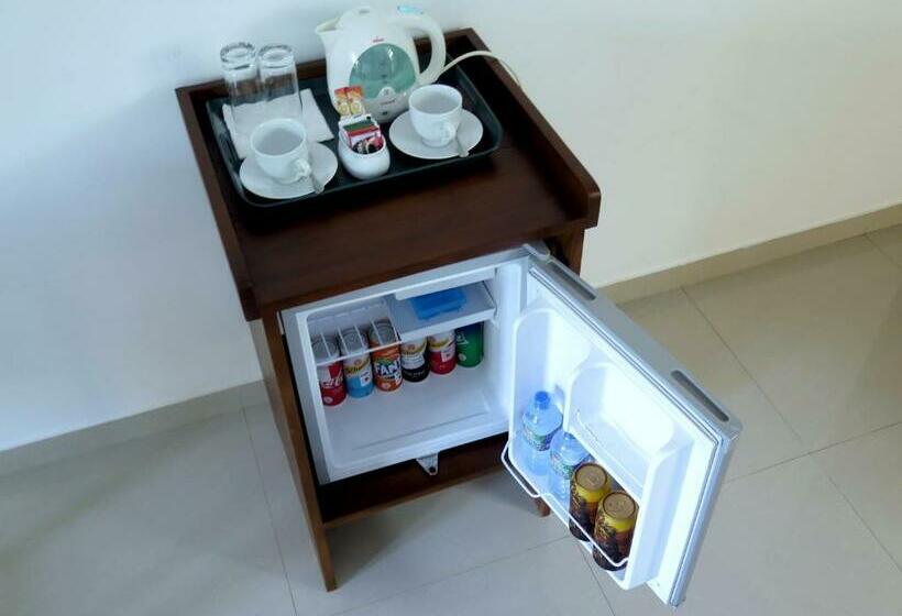 オーシャンビューデラックスルームバルコニー付き, Ananthaya Beach