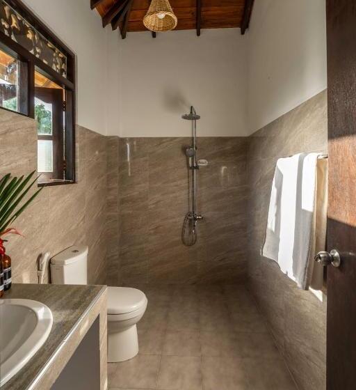 オーシャンビューデラックスルームバルコニー付き, Ananthaya Beach