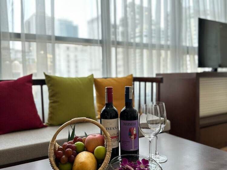 اتاق لوکس با چشم‌انداز دریا, Avatar Danang