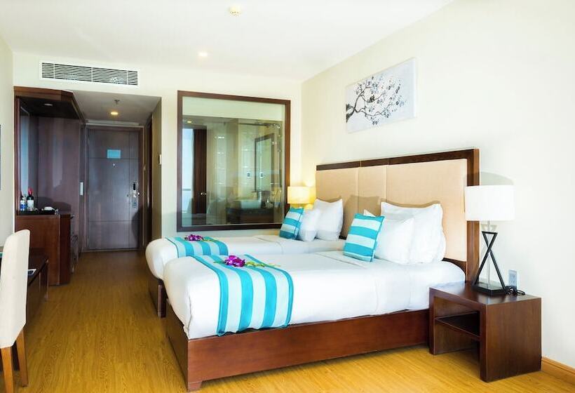 اتاق سوپریور با چشم‌انداز دریا, Avatar Danang