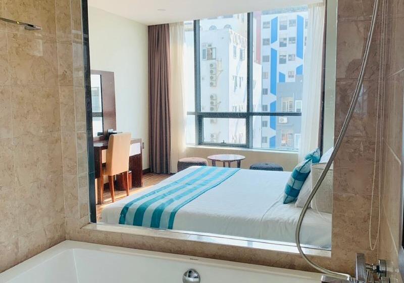 اتاق سوپریور با چشم‌انداز شهر, Avatar Danang